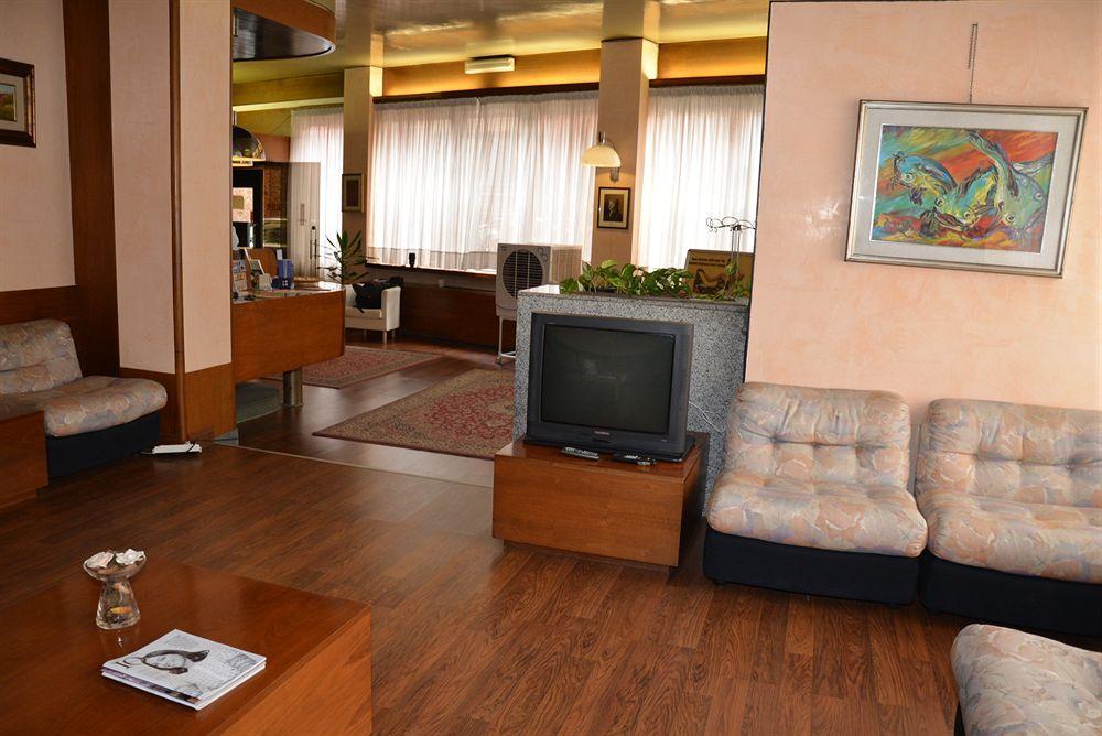 Hotel Salieri Legnago Eksteriør bilde