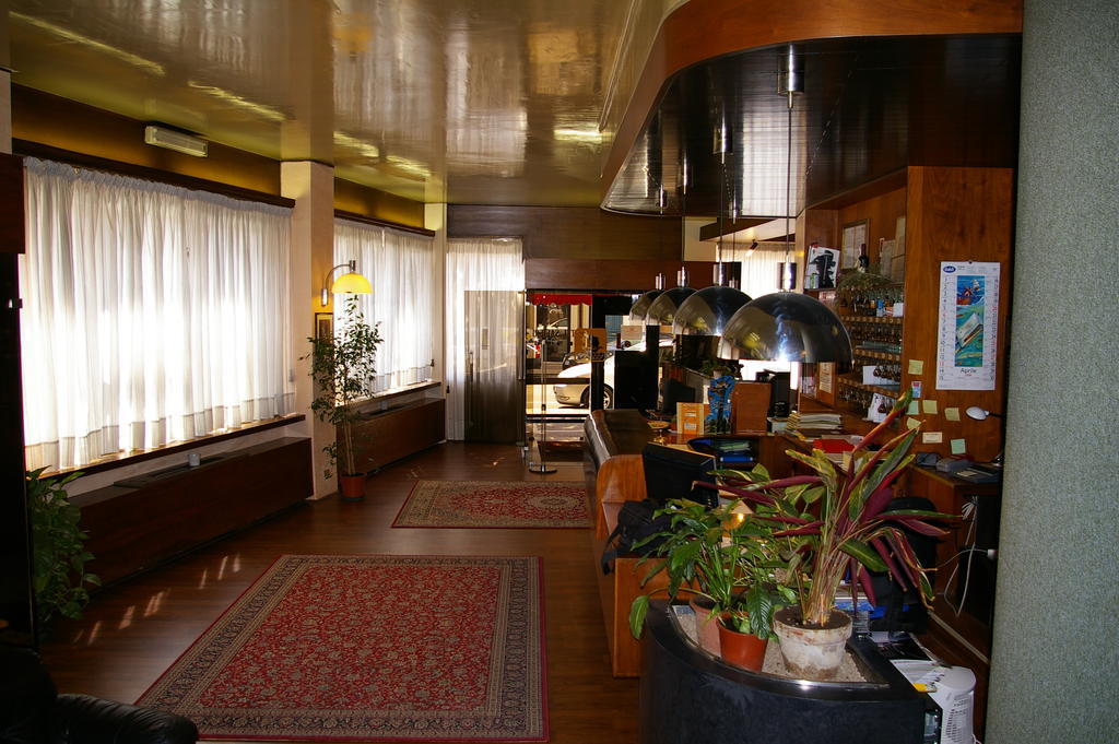 Hotel Salieri Legnago Eksteriør bilde