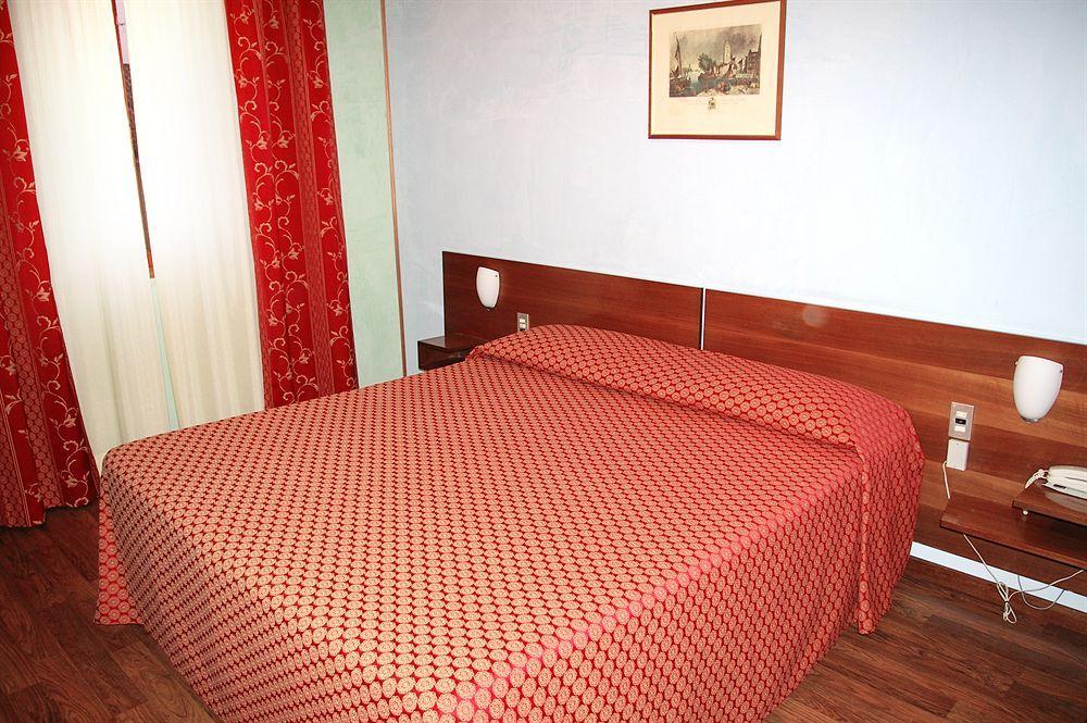 Hotel Salieri Legnago Eksteriør bilde