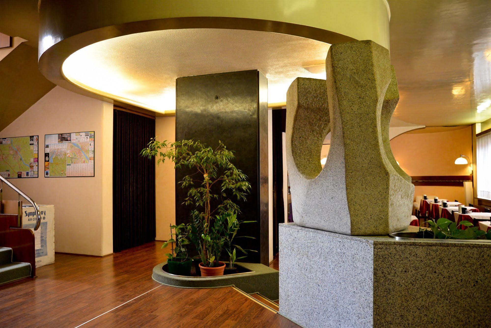 Hotel Salieri Legnago Eksteriør bilde