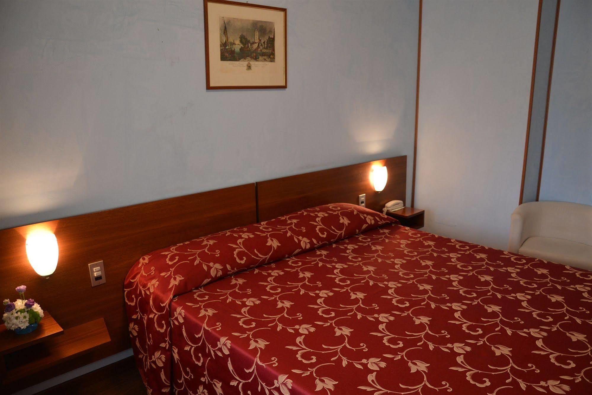 Hotel Salieri Legnago Eksteriør bilde